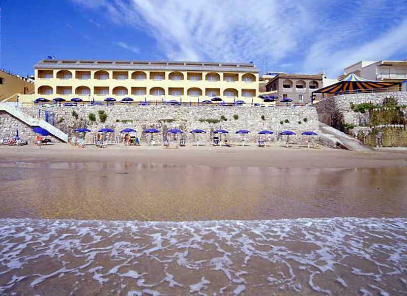 Grand Hotel Dei Cesari Dependance Anzio Exteriér fotografie